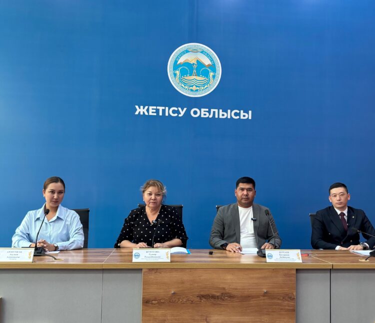 Жетісу облысында «Ашық есік күні» аясында 285-тен астам тұрғын медициналық тексеруден өтті