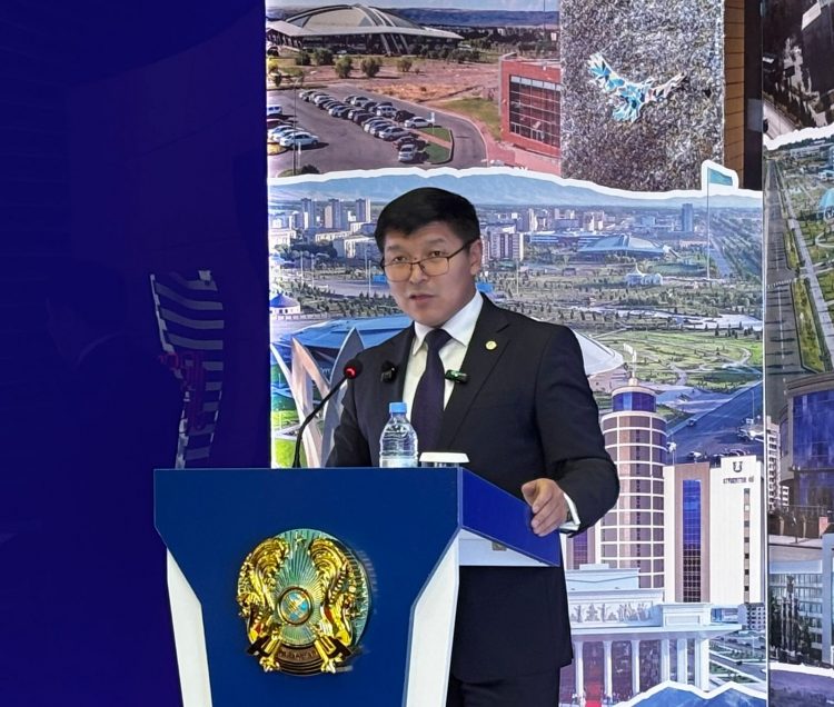 Аким города Ернат Бәзіл остановился на основных направлениях развития Талдыкоргана