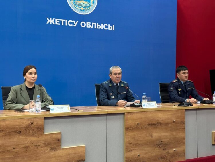 Жетісуда мереке күндері полиция мен құтқарушылар күшейтілген режимде қызмет атқарды