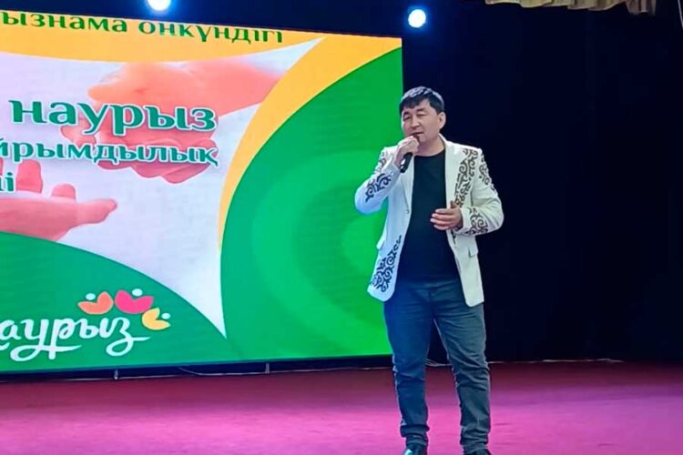 Ақсу ауданындағы бірқатар учаскелерде концерттік бағдарлама ұйымдастырылды