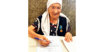 Еңбек ардагері ел ертеңі үшін таңдау жасады