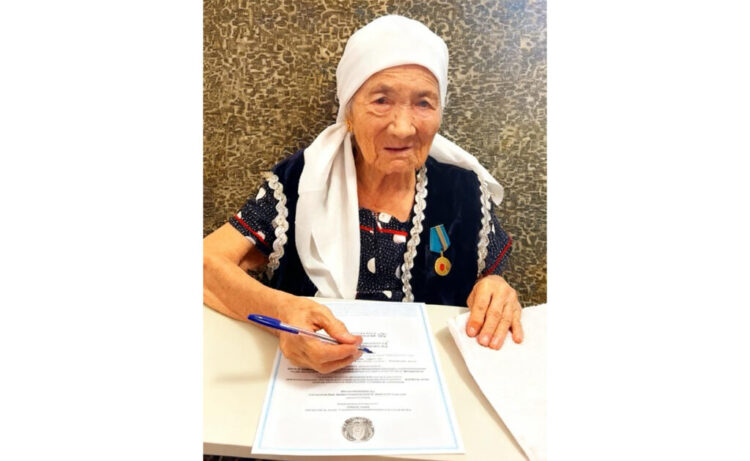 Еңбек ардагері ел ертеңі үшін таңдау жасады