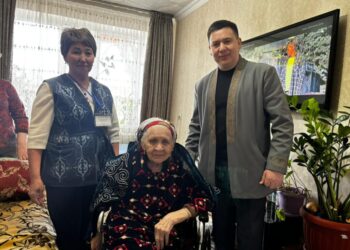 Үштөбеде ғасыр жасаған кейуана өз таңдауын үйінен жасады