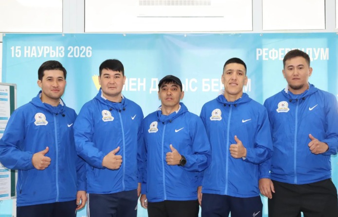 Малайсары жағажай футбол клубының командасы референдумға белсенді қатысты